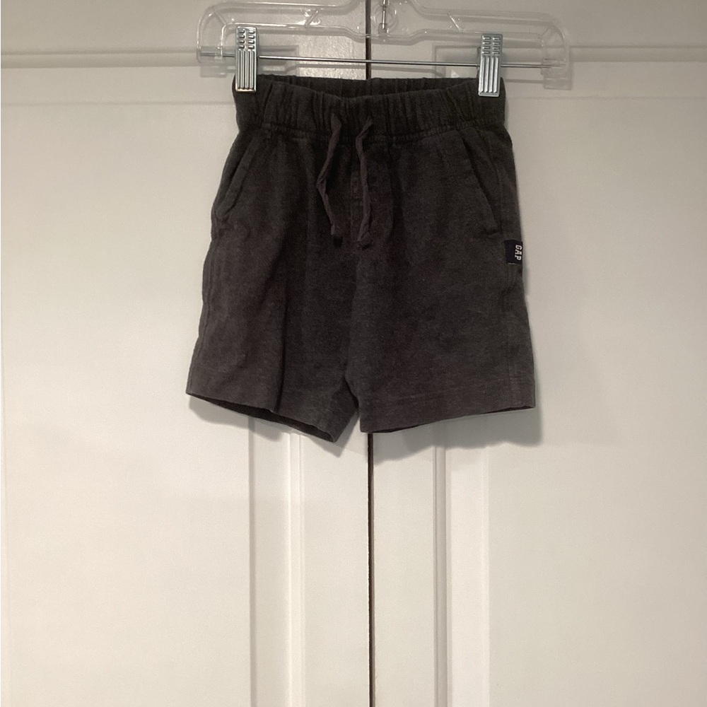 GAP Charcoal gray shorts Toddler size 2T